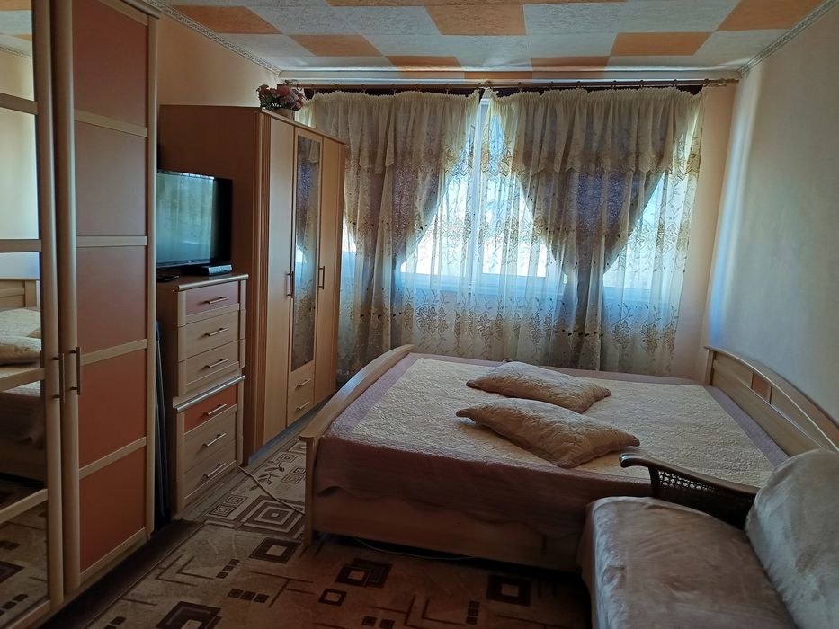 Vînd Garsonieră mobilată utilată pe Calea București Stomatologie — fotografia 1