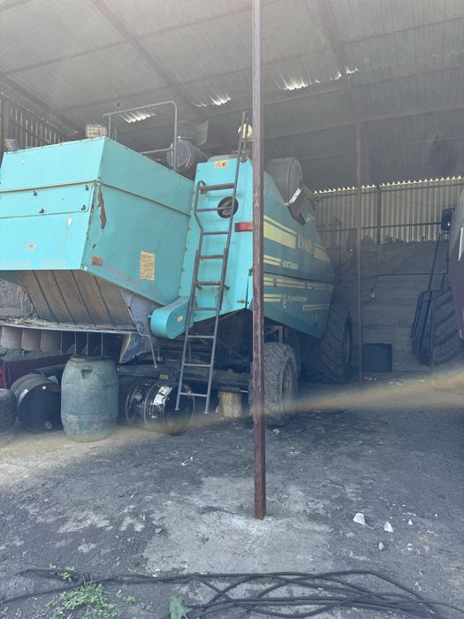 комбайн есиль 740