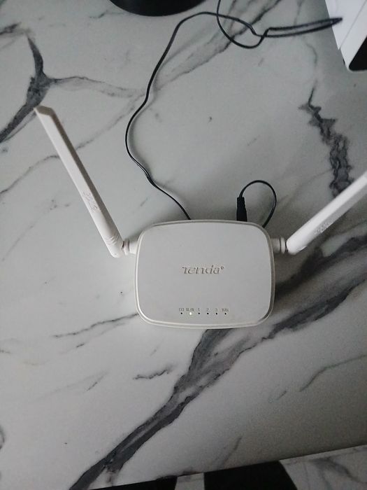 Router wireless n 300Tenda