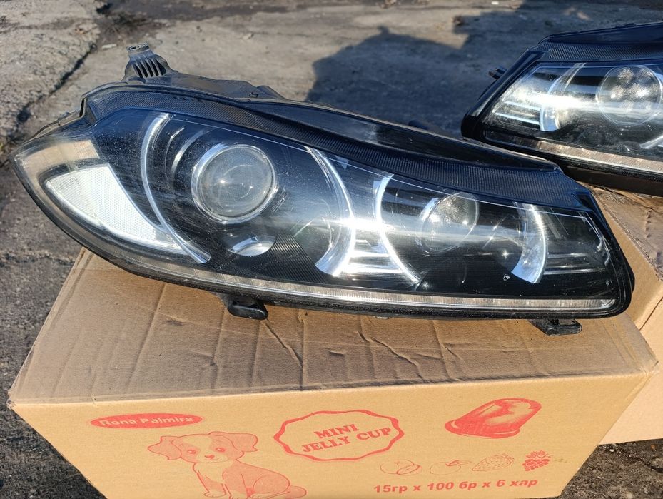 Фарове Ягуар / Jaguar XF 2013г