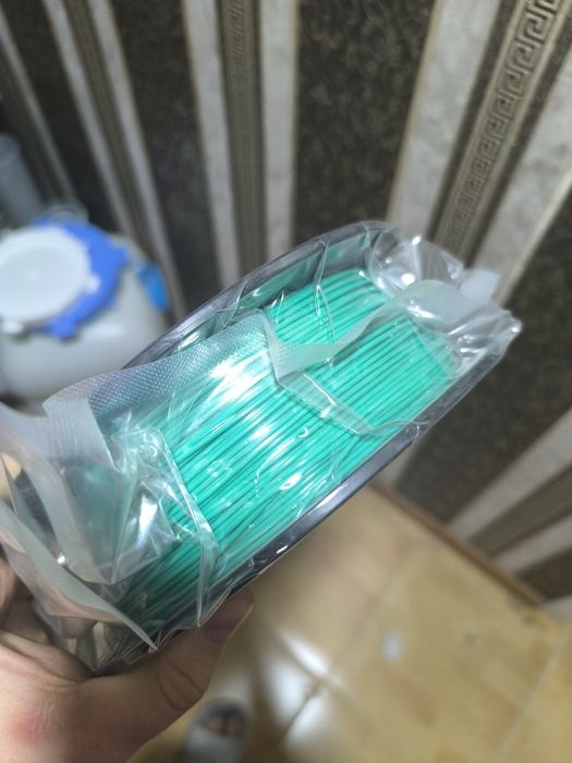 PLA Китай Зеленый и Фиолетовый пластик, ломкий пластик!