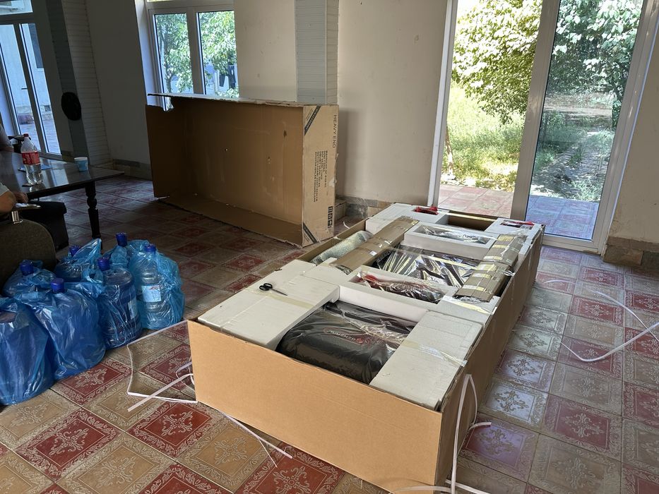 Профессиональная беговая дорожка / Professional yugurish yo‘lakchasi