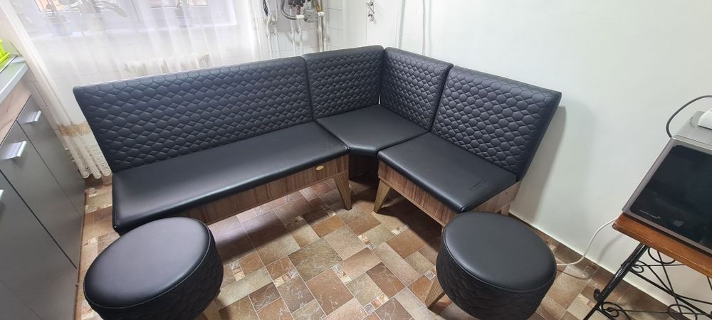 Vând colțar bucătărie Pandora + 2 tabureti