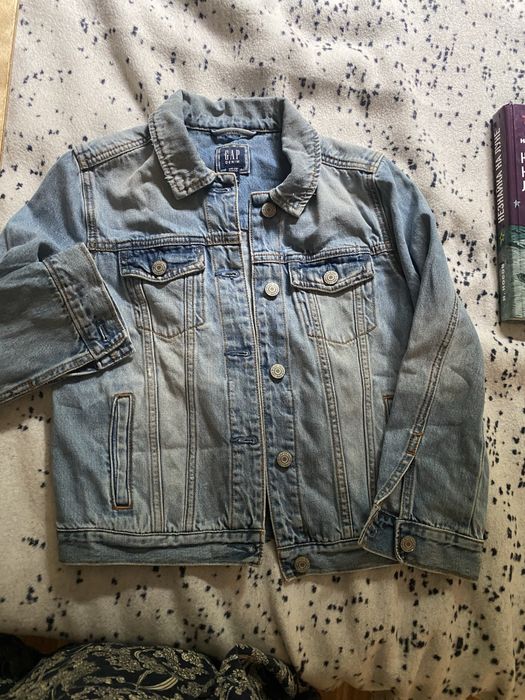 Джинсовая куртка Gap 8-9 лет