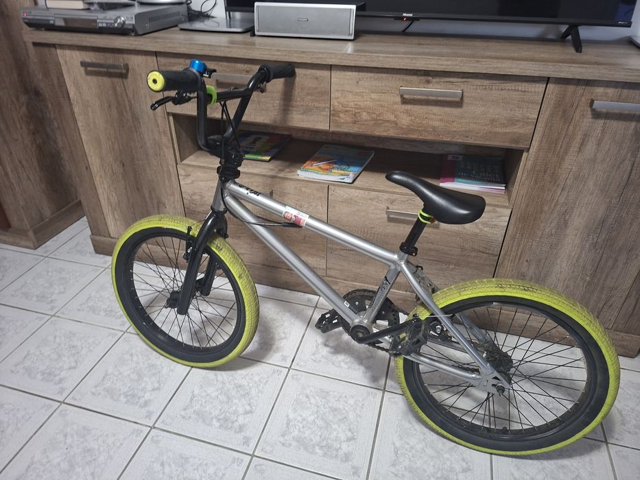 Vand bicicleta pt copii