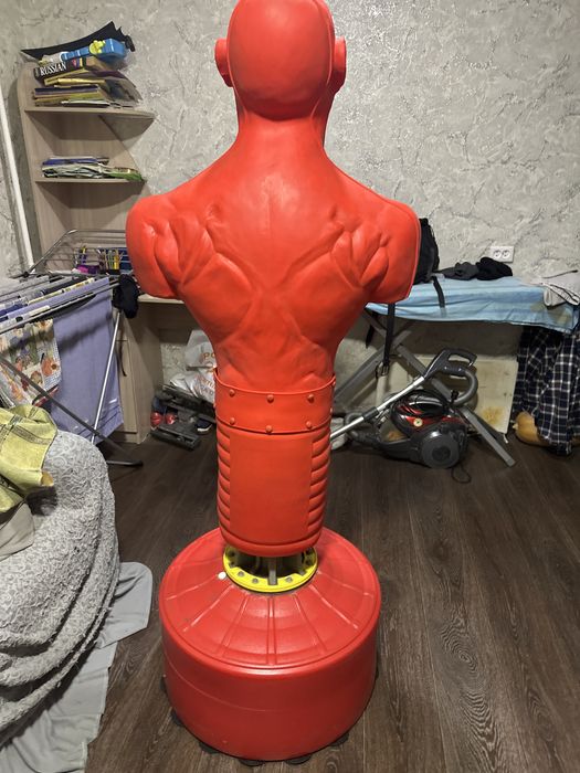 Боксерский манекен