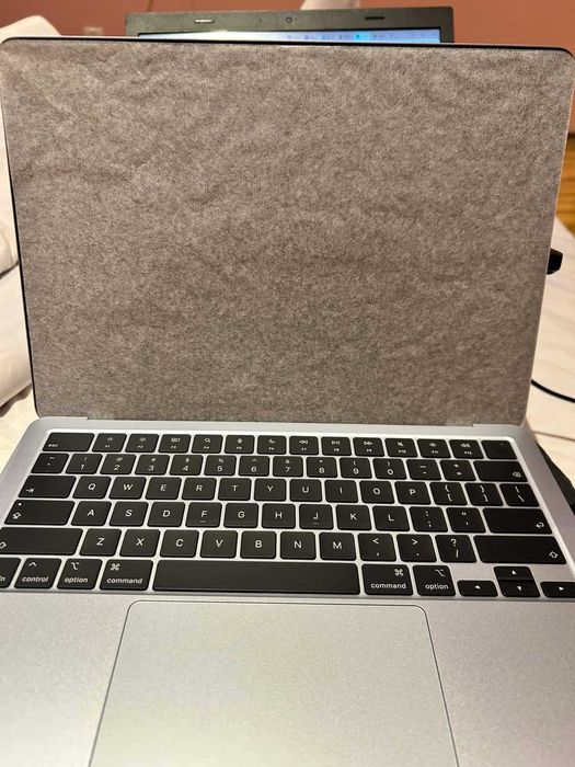 MacBook Air Ten-Core M5 16GB RAM 512GB SSD Model 2026 г