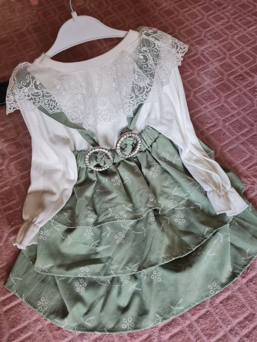 Rochiță fetițe mărimea 5 6 ani