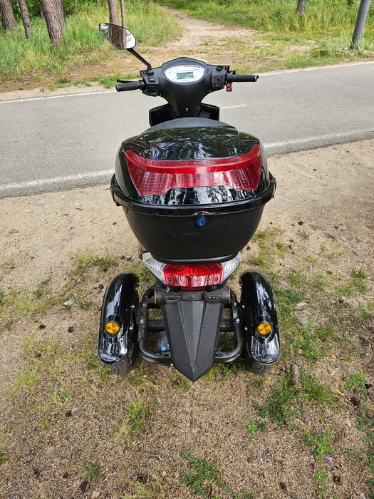 Продам электро трицикл