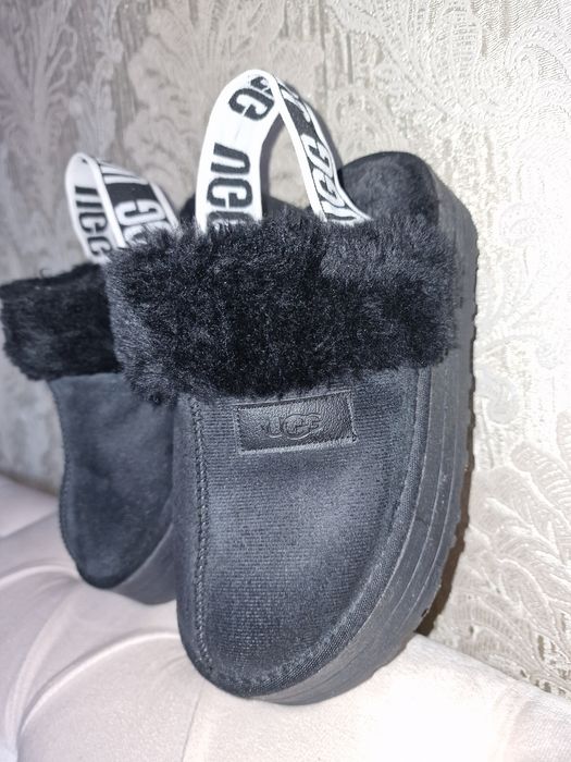 Papuci ugg 37 noi