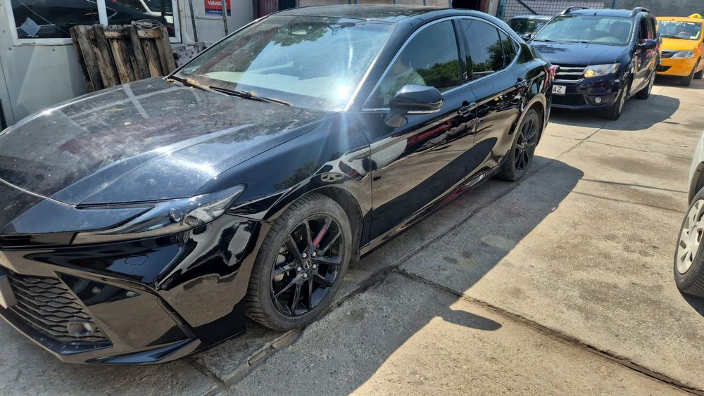 Toyota Hybrid in rate(ramanere) inchiriere UBER/BOLT