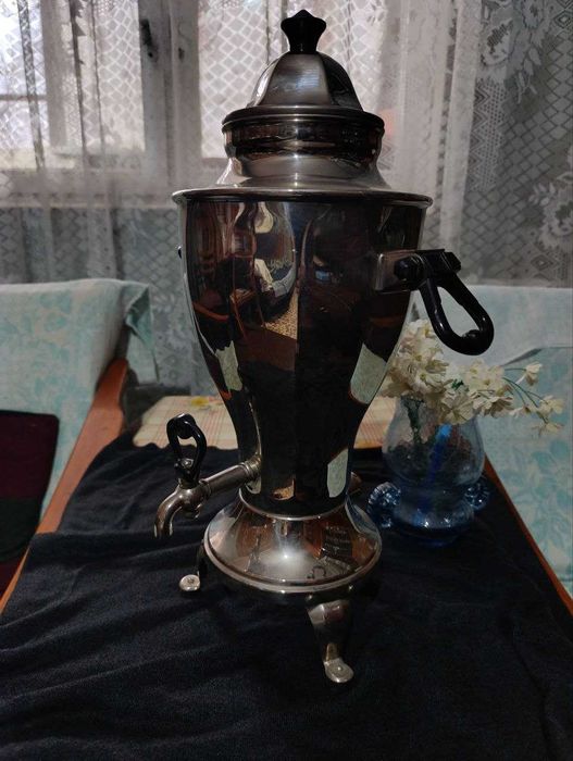 Самовар электрический. Антиквариат.