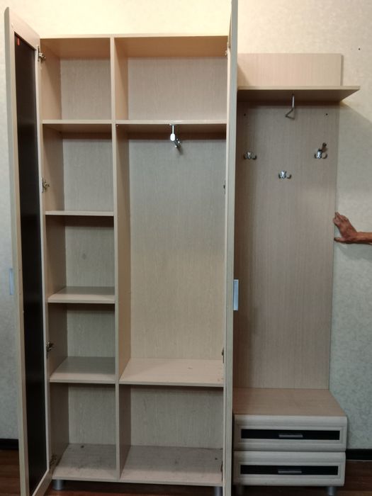Прихожая шкаф для вещей