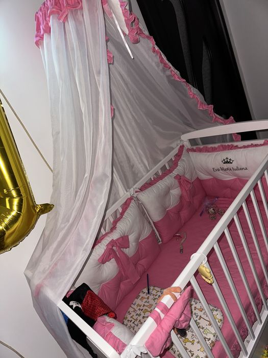 Vand patut in stare foarte buna.Sperat vand salteaua si 2 cearceafuri