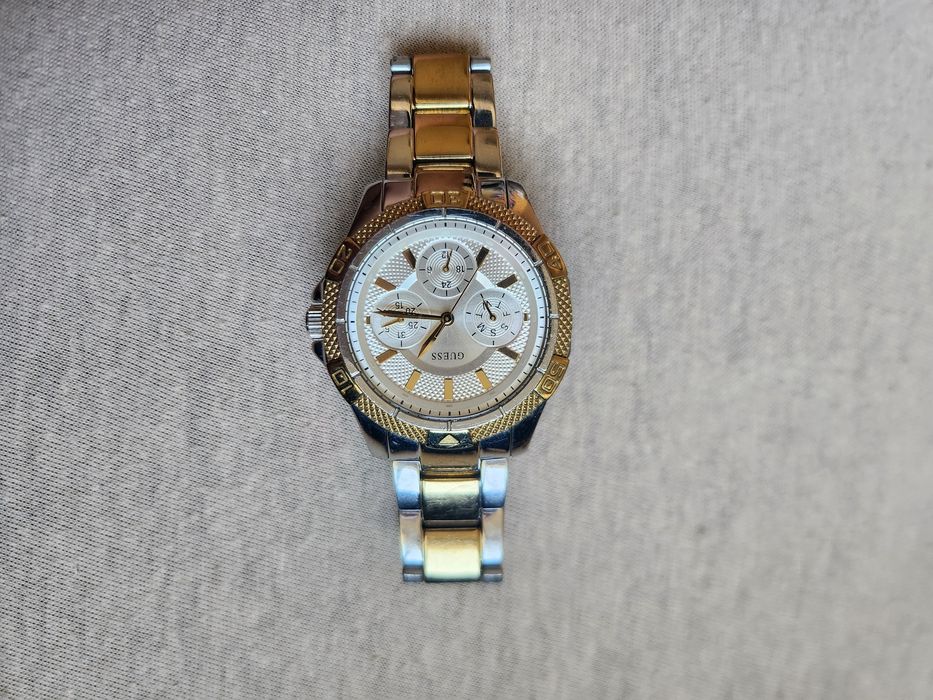 Лот от 5 оригинални часовника (Guess, Michael Kors, Folli Follie, Eterna)
