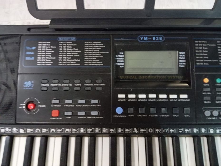 Синтезатор новый