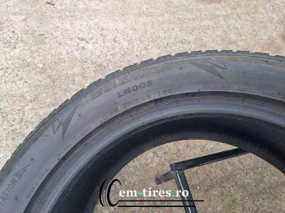 255/50 R20 • Iarna • Bridgestone Blizzak LM005 109V | 2 buc | DOT 2022 | Pret/buc