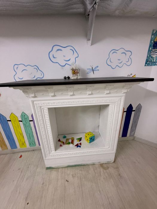 Камин,диван для дома работы