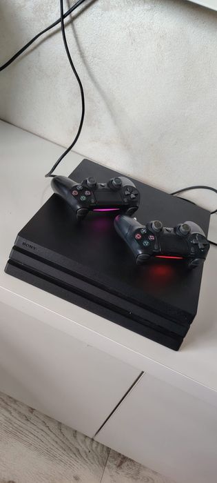 Consola Sony PS4 Pro CUH-7216B GTV