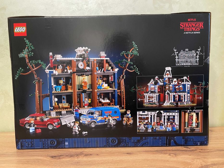 LEGO Stranger Things 11370 — Дом Крилов | Очень странные дела