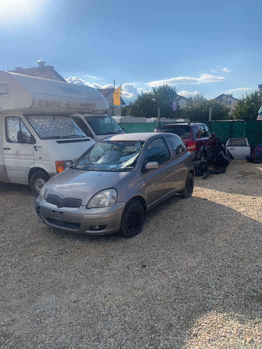 Тойота Ярис 1.4 д4д 2003г