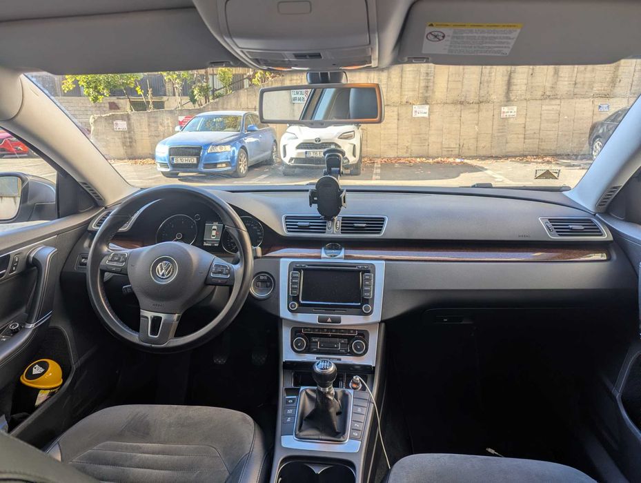 VOLKSWAGEN Passat 2011 — imagine 4