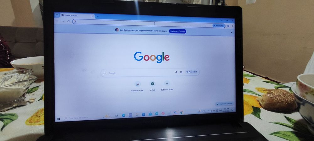 Нотбуок сотилади холати яхши ишлаб турибди