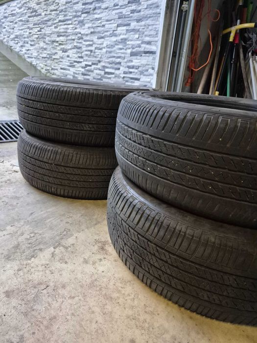 Anvelope de vara Bridgestone 235 55 r18 rulate