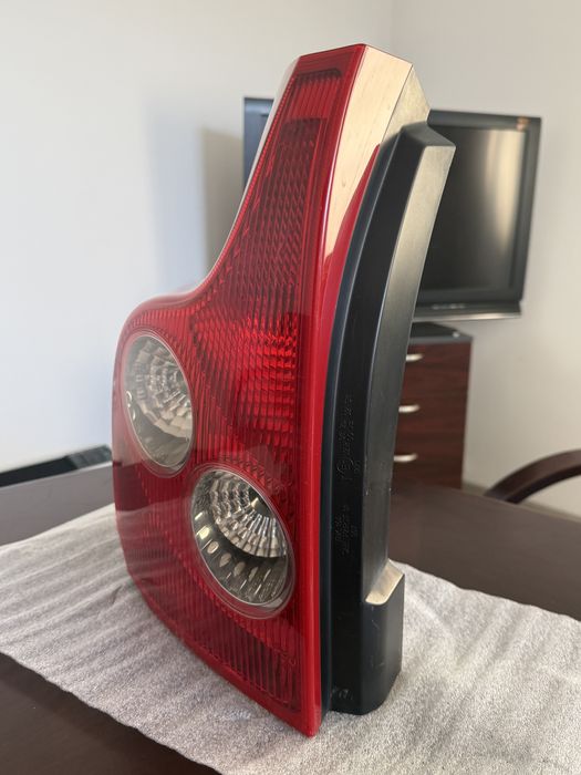 Ляв стоп за VOLVO XC90 2003 - 2007 / ВОЛВО