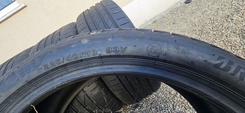 Anvelope Bridgestone RunFlat RSC RFT 225/40 R19 93Y 255/35 R19 92Y