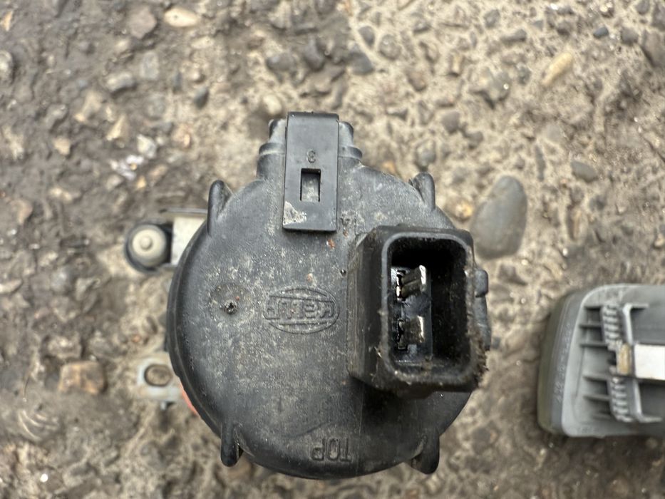 гольф 3 , венто туманки переднии оригинал