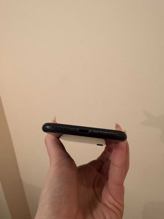 iPhone 7 32 GB black