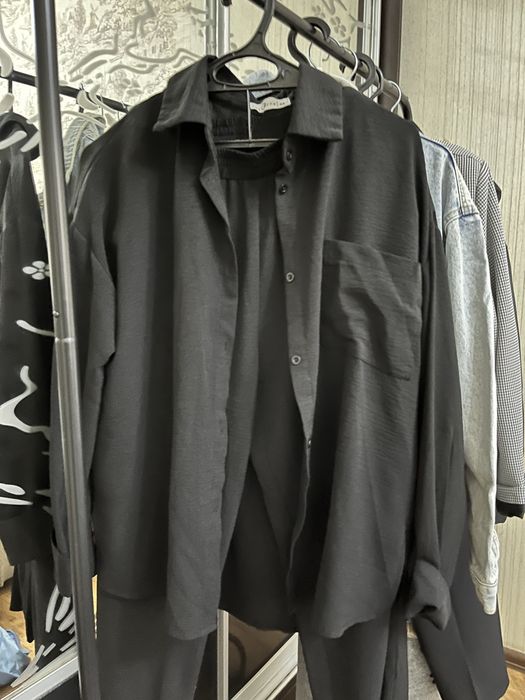 Продам лёгкий женский костюм