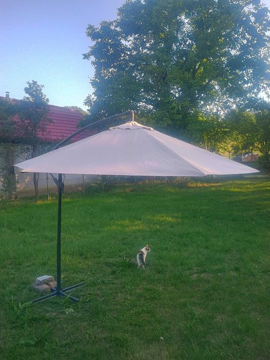 Umbrela gradina, crem, 300 cm