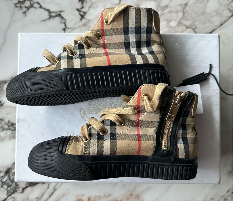 Детски обувки Burberry