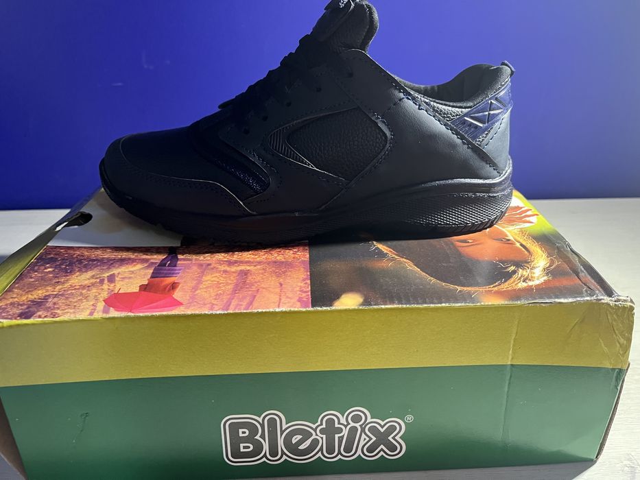 Bletix сини маратонки