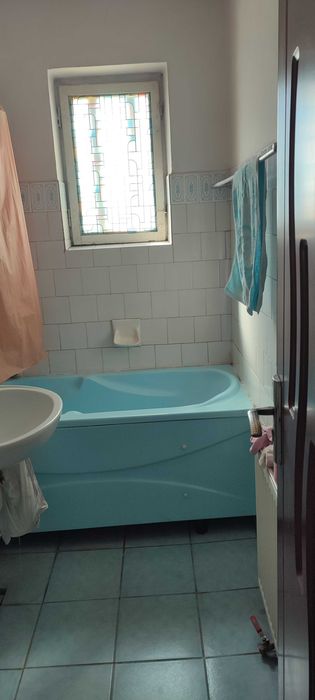 De vanzare Apartament 2 camere liber mobilat Targu Jiu