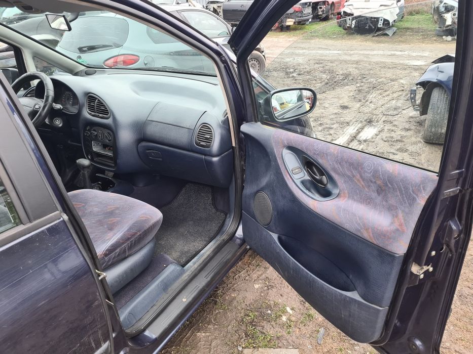 Сеат Алхамбра 2.0,к.б,115,к.с, бензин на части.