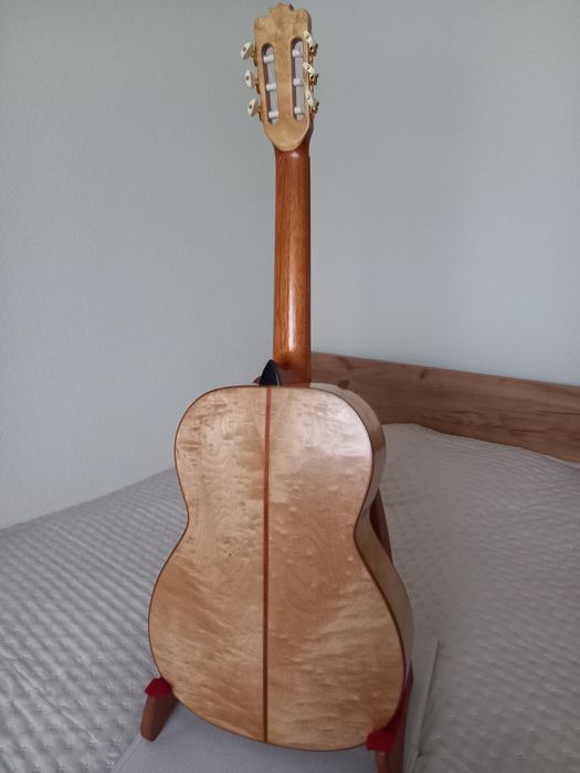 Vând chitară clasică handmade