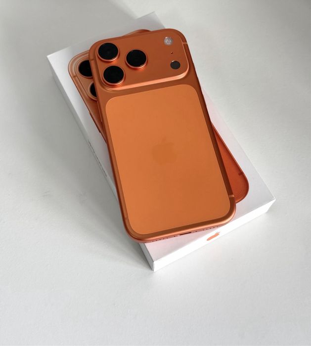 iPhone 17 PRO ca NOU de 256 GB si 100% Bateria