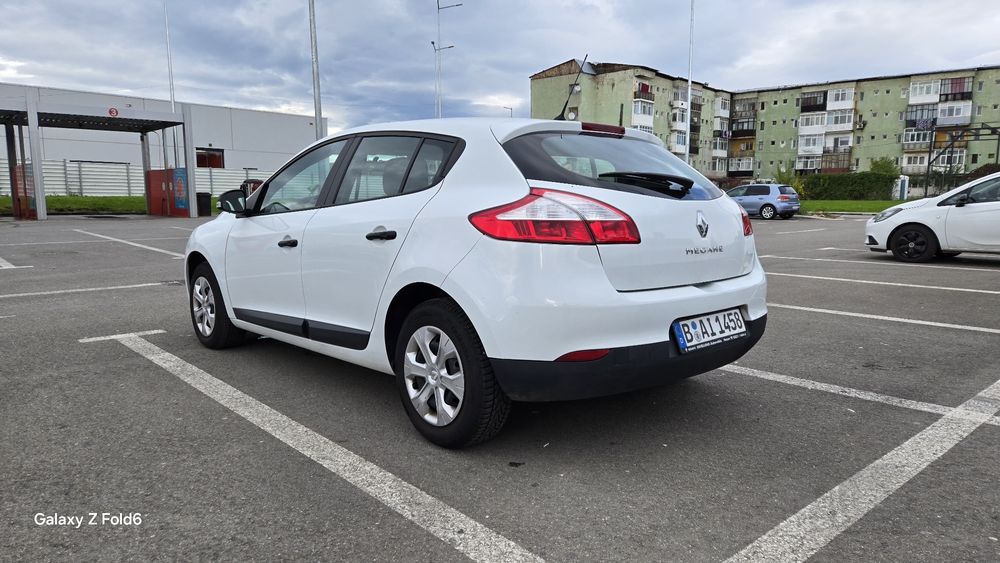 Renault Megan 3 an 2011 euro5 1.6 benzină import Germenia.