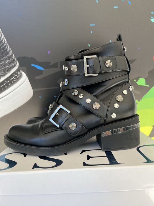 Дамски боти Guess номер 39
