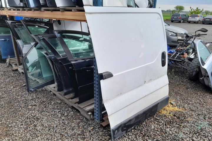 PORTIERA CULISANTA DREAPTA Renault Trafic a 2-a generatie