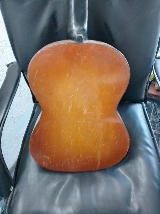 Руска китара диплом