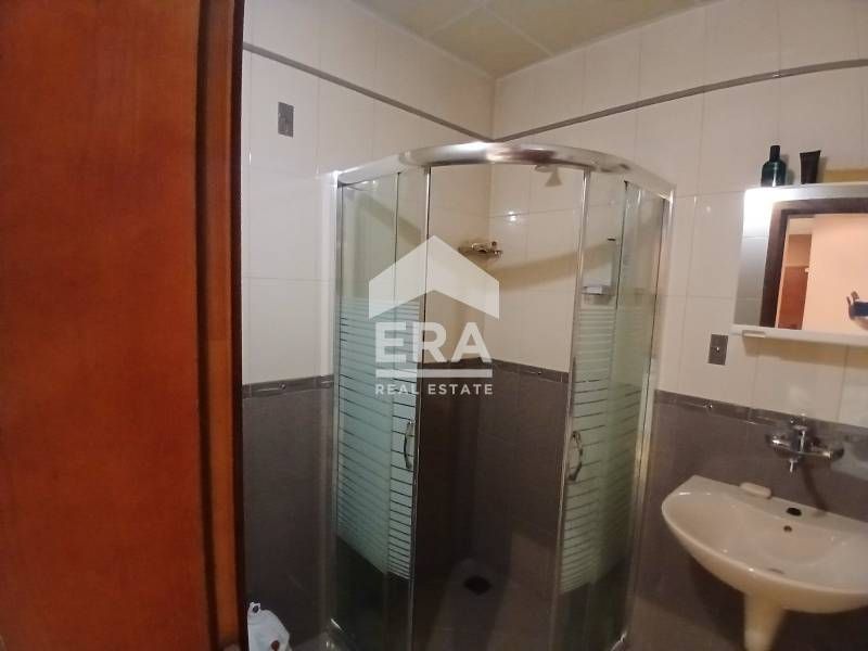 Продава се Тристаен апартамент в Плевен, Сторгозия - 100 кв.м за 1599 €/кв.м - Снимка #5