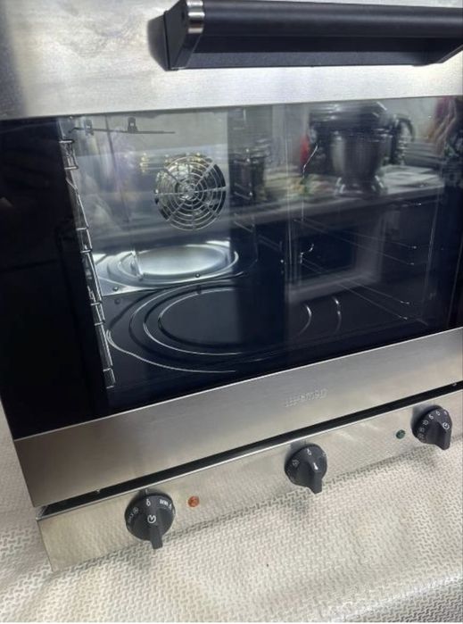 Профессиональная духовка Смег