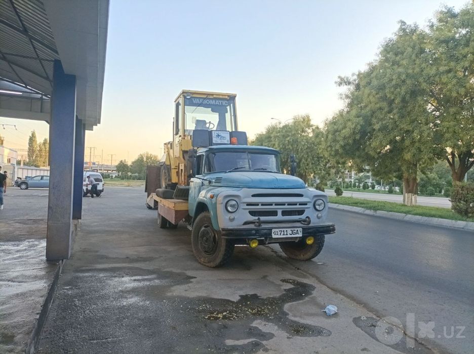 Продается ЗИЛ эвакуатор