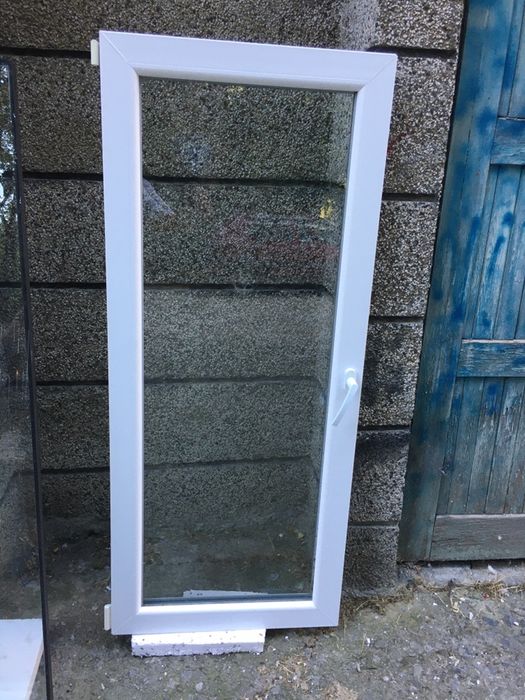 Прозорец дограма  205см. х 160см. ш. //165см. х 0.65см.