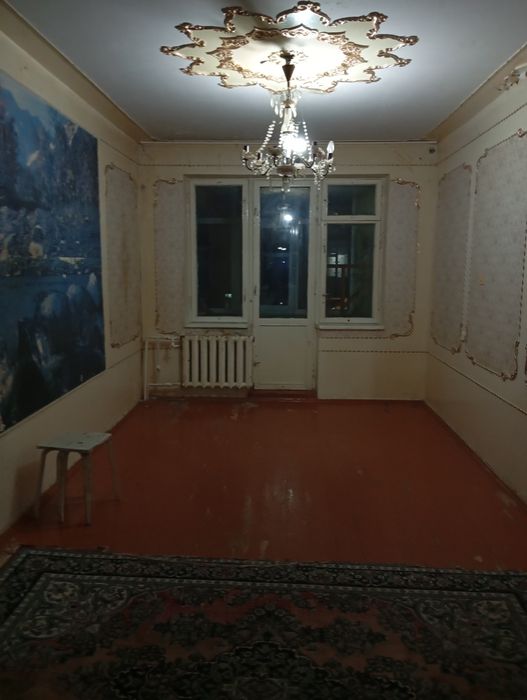 6-mk 1-maktab yonida 2-xona 5 etaylik 5-etaj