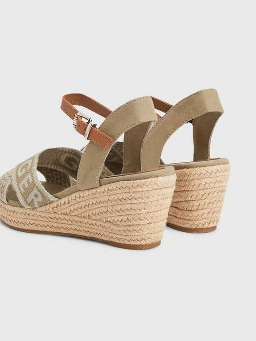 Сандали  Tommy Hilfiger 90lv